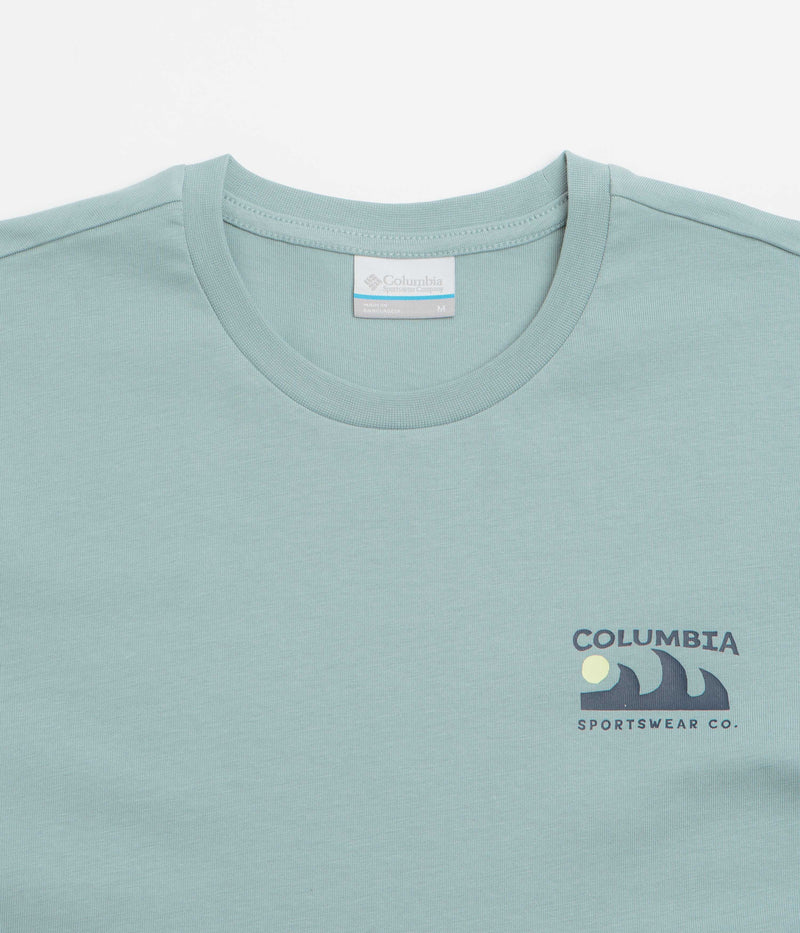 Columbia Explorers Canyon Back T-Shirt in Crushed Blue and Peaks and Waves