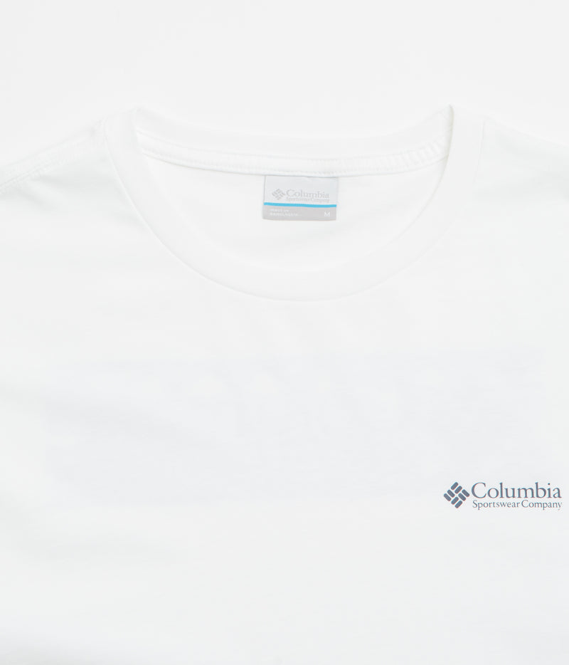 Columbia Explorers Canyon Long Sleeve T-Shirt in White and Branded Blanket