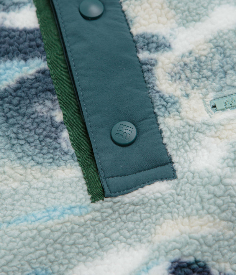 Columbia Helvetia II Printed Half Snap Fleece in Crushed Blue and Sisters