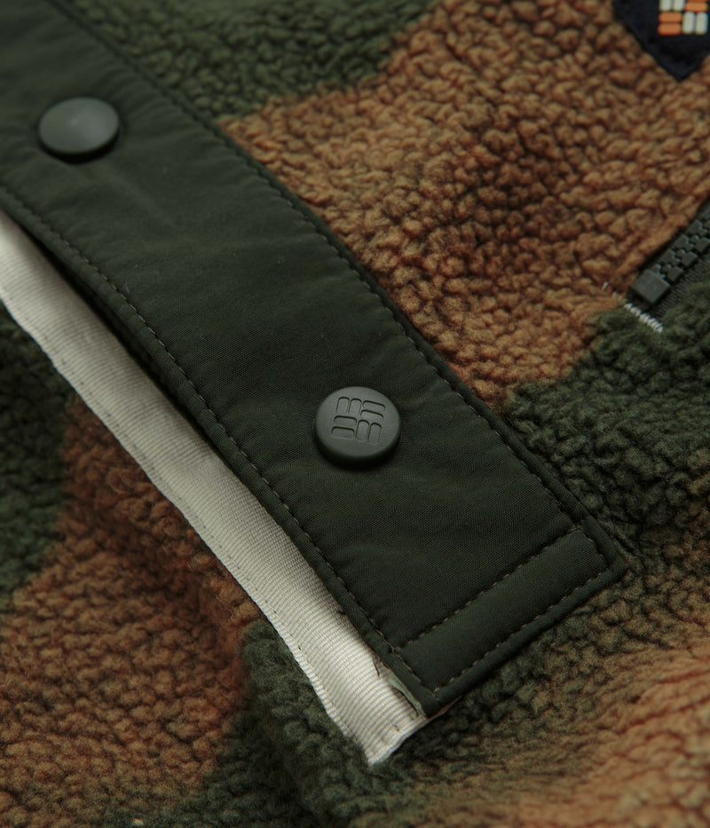 Columbia Helvetia II Printed Half Snap Fleece in Greenscape Dolomites