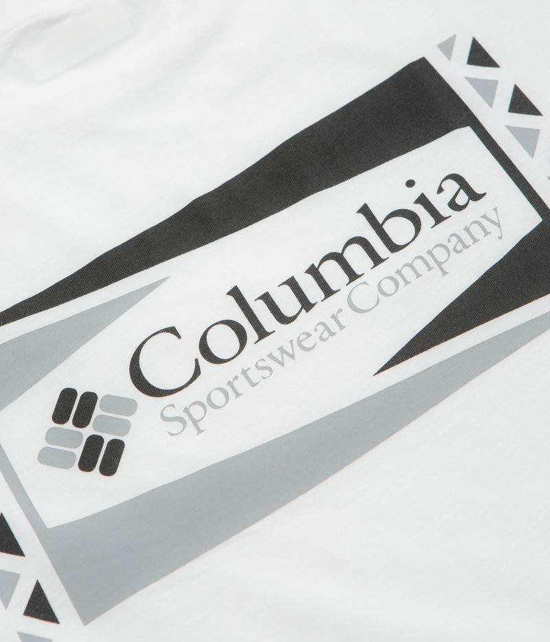 Columbia North Cascades T-Shirt in White and Hex Flag