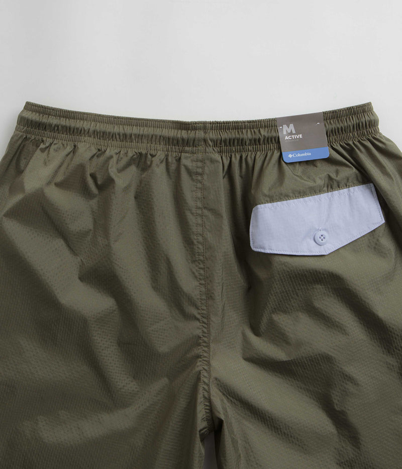 Columbia Riptide II Shorts in Stone Green and Whisper / Napa Green