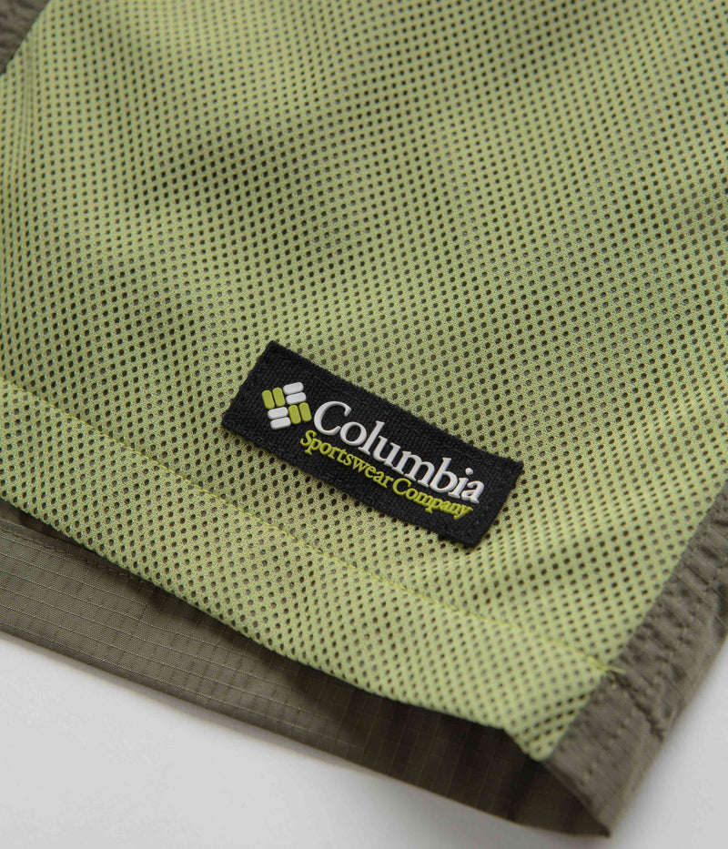 Columbia Riptide II Shorts in Stone Green and Whisper / Napa Green