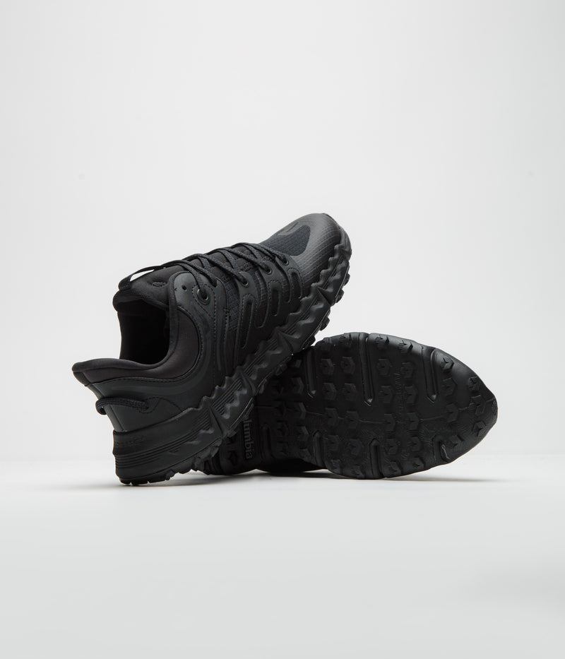 Columbia Voyager FLX PCT Shoes in Black and Shark