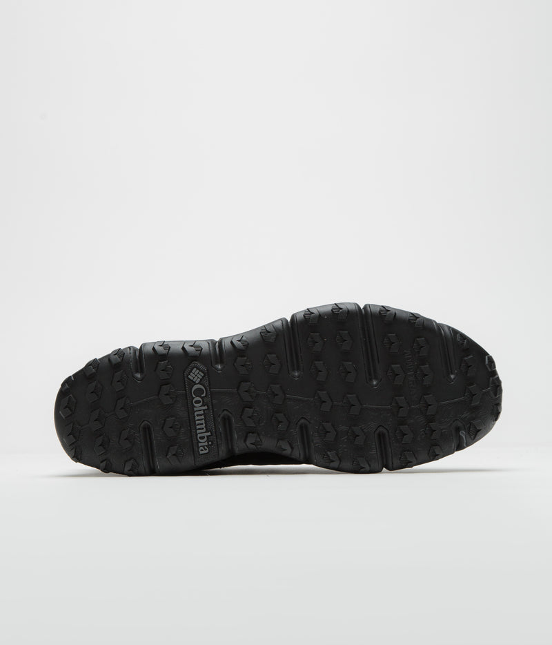 Columbia Voyager FLX PCT Shoes in Black and Shark