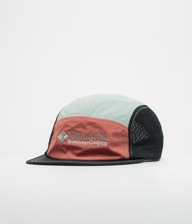 Columbia Wingmark Cap in Mars and Black / Cool Green