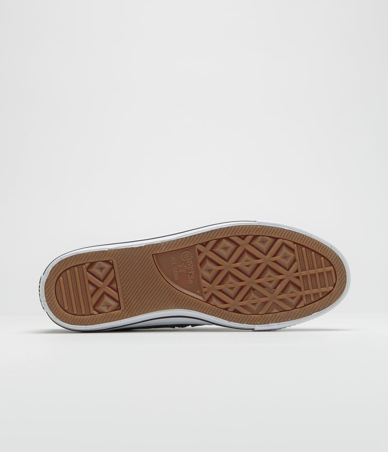 Converse Cons One Star Pro Shoes in True Nature and Black / White