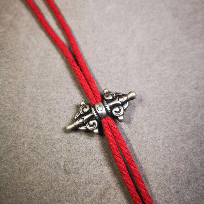 Copper Vajra Amulet 1.4" - Tibetan Buddhist amulet, detailed view