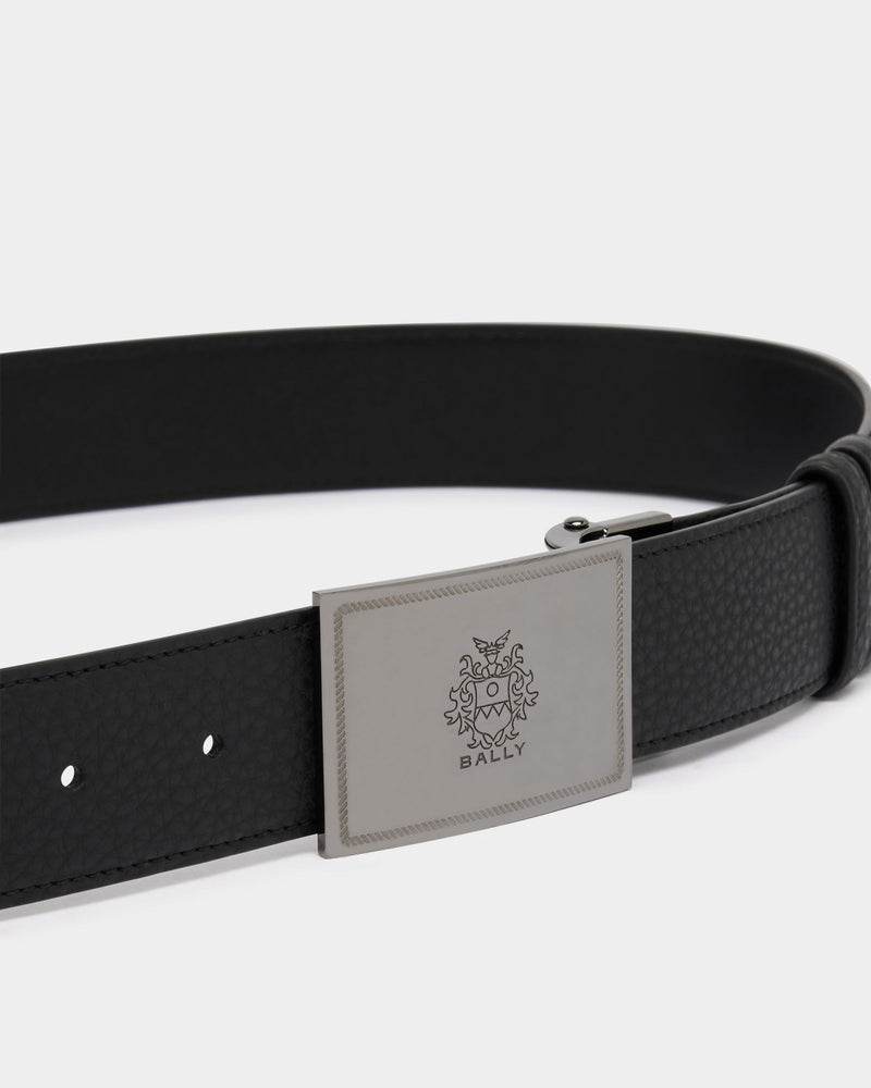 Crest Plaque 35 mm Adjustable And Reversible Belt in Black And Ebano Leather