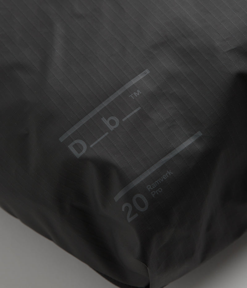 D_b_ Ramverk 20L Pro Sling Bag in Black Out