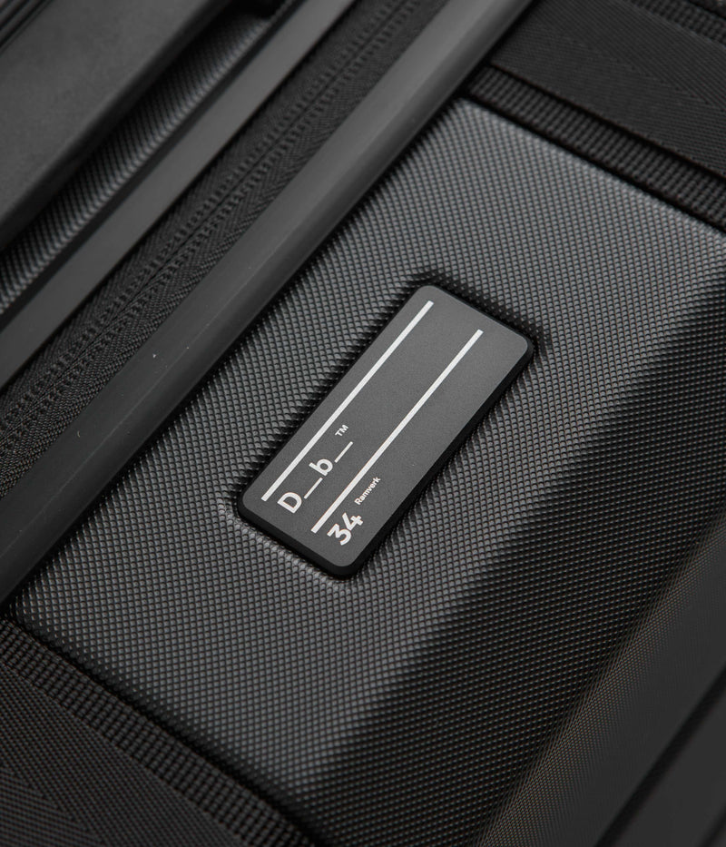 D_b_ Ramverk Carry-On in Black Out
