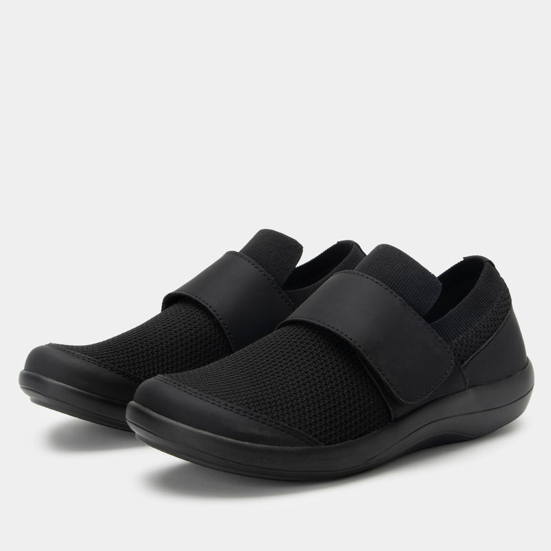 Dasher Black Out Shoe | Alegria Shoes