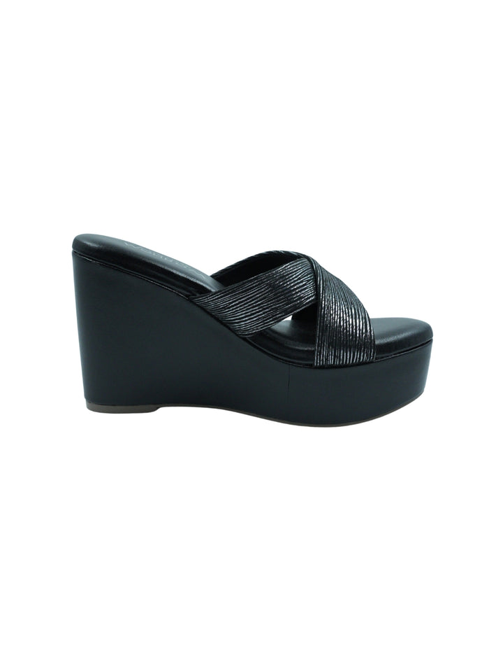 Delis Black Wedge Heels