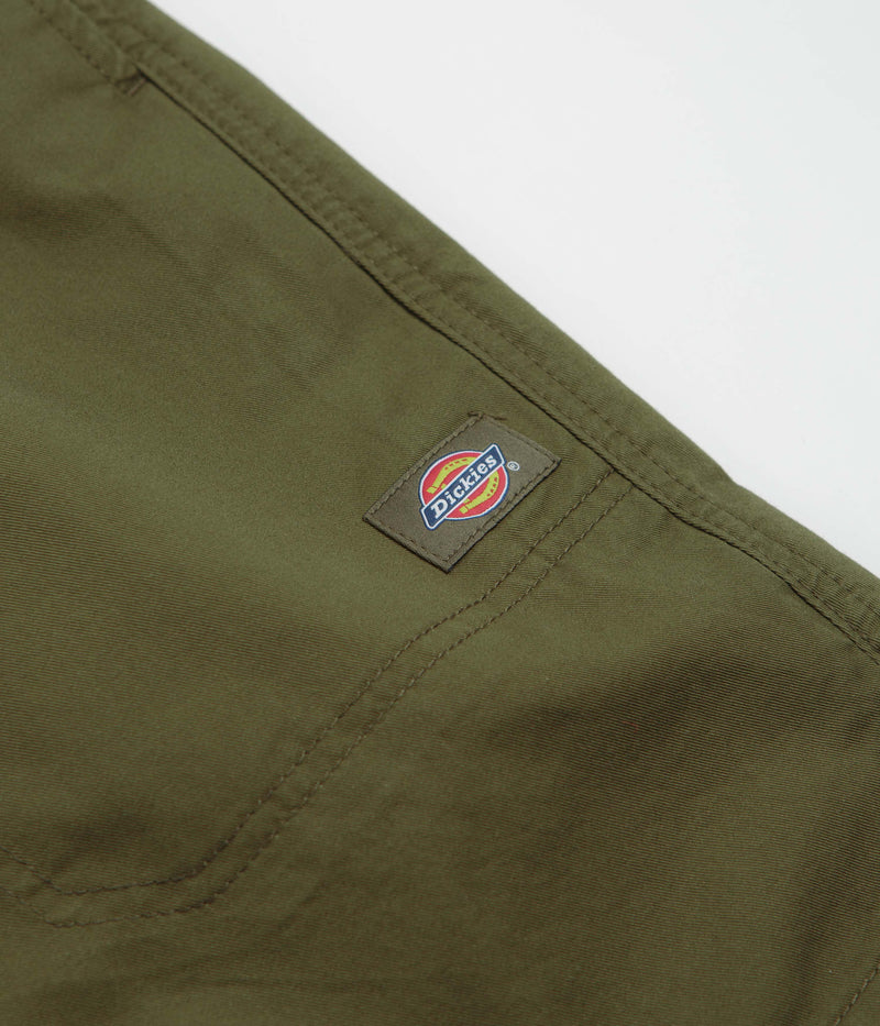 Dickies Pelican Rapids Shorts in Dark Olive