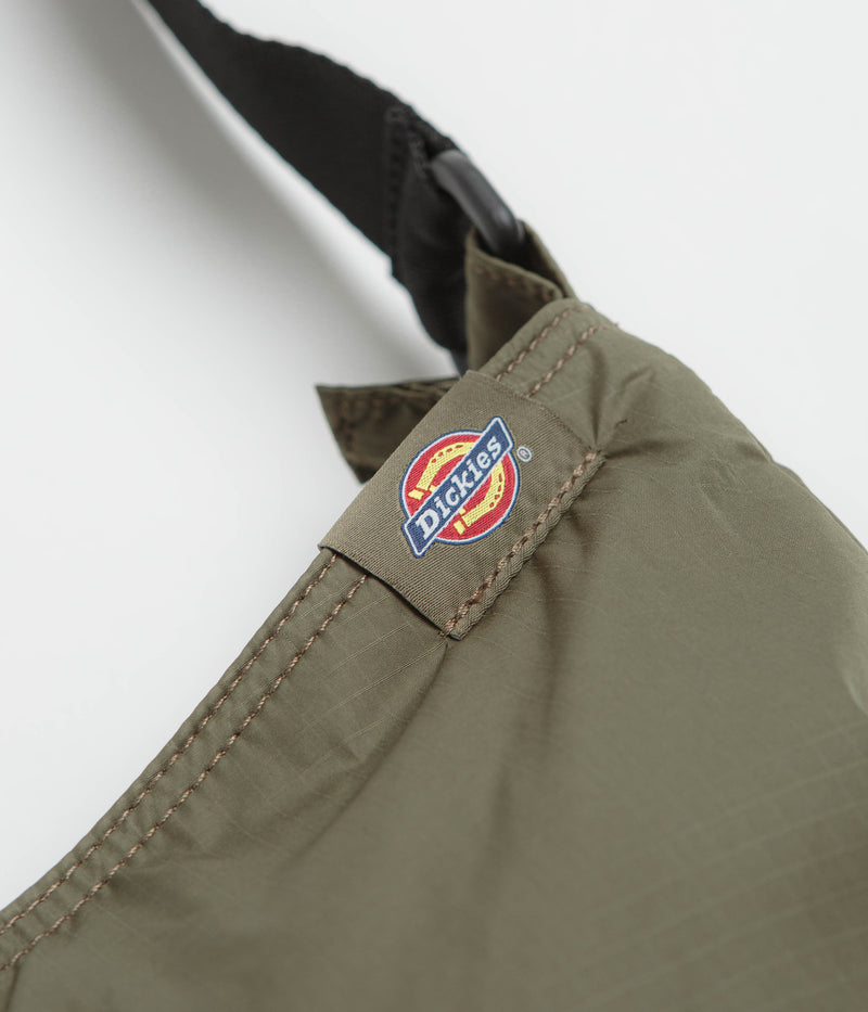 Dickies Unionville Crossbody Bag in Military Green
