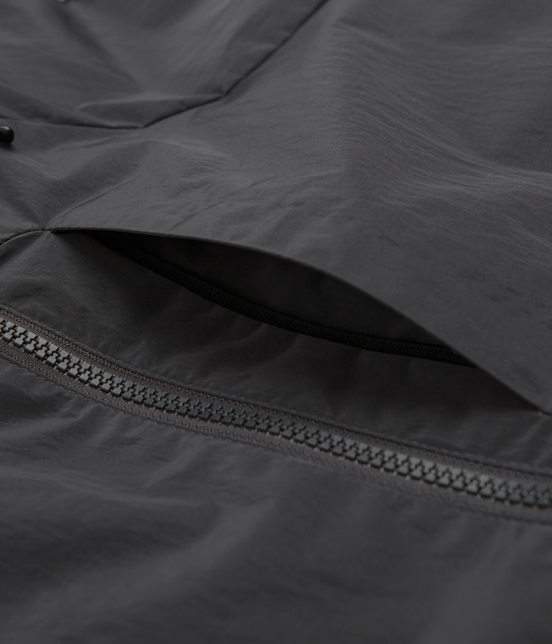 Dime Taffeta Windbreaker Full Zip Jacket in Storm