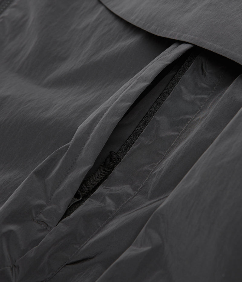 Dime Taffeta Windbreaker Full Zip Jacket in Storm