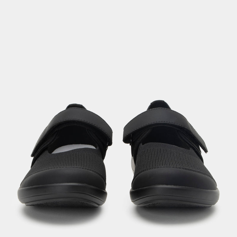 Dinamo All Black Shoe | Alegria Shoes