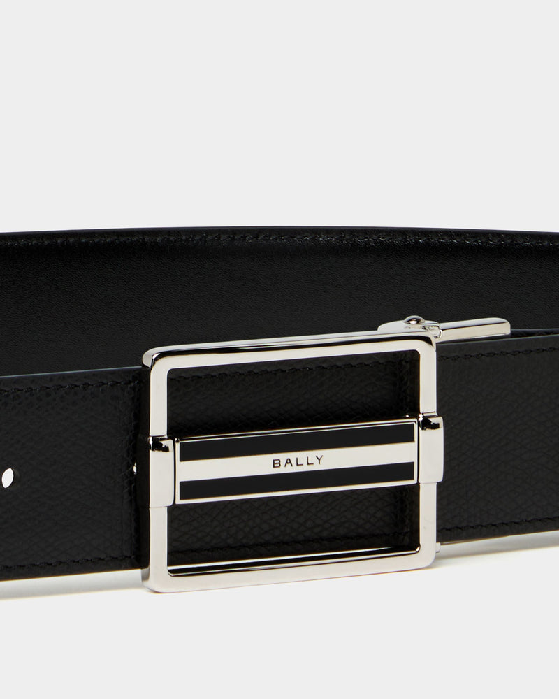 Dress Adjustable And Reversible Belt in Black Leather