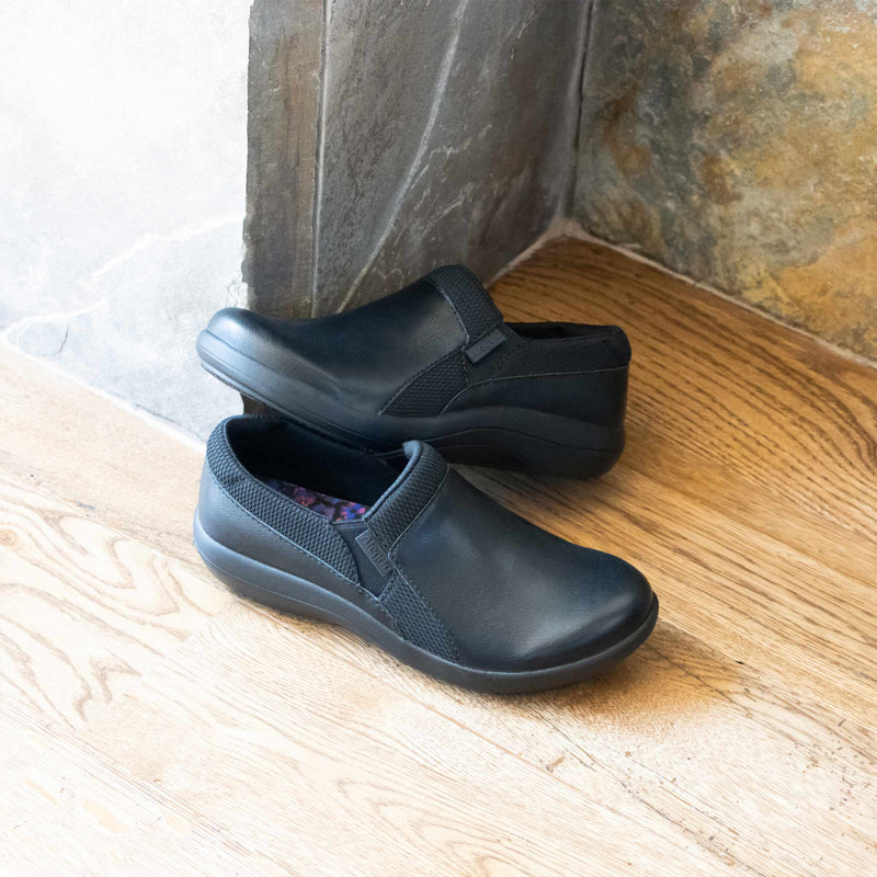 Duette Jet Black Shoe | Alegria Shoes