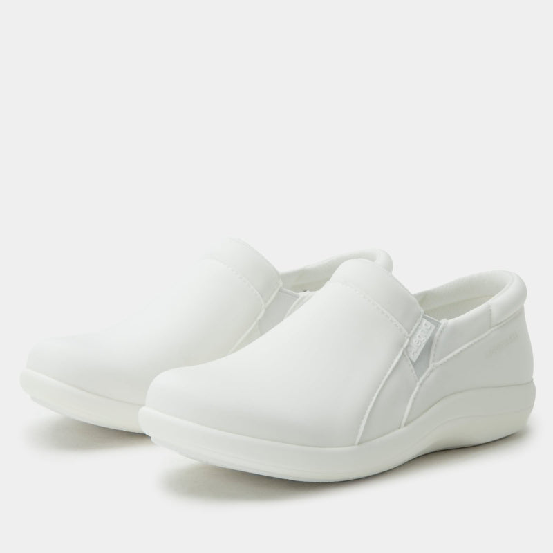 Duette Liquid White Shoe | Alegria Shoes