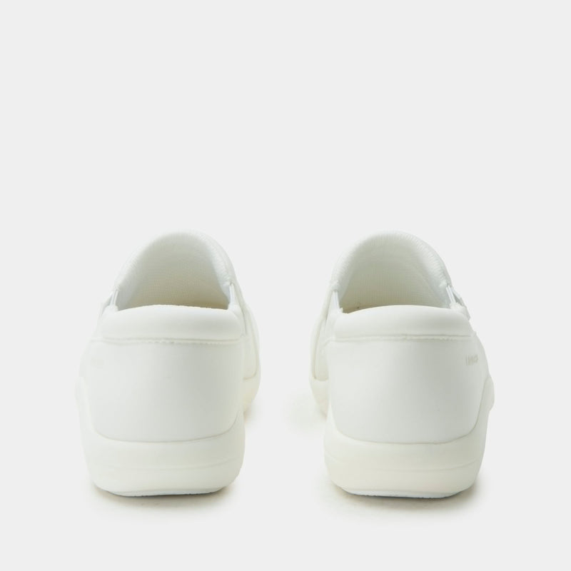 Duette Liquid White Shoe | Alegria Shoes