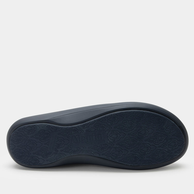 Duette Swirl Wind Navy sport rocker shoe on a lightweight responsive polyurethane outsole. DUE-6312_S6
