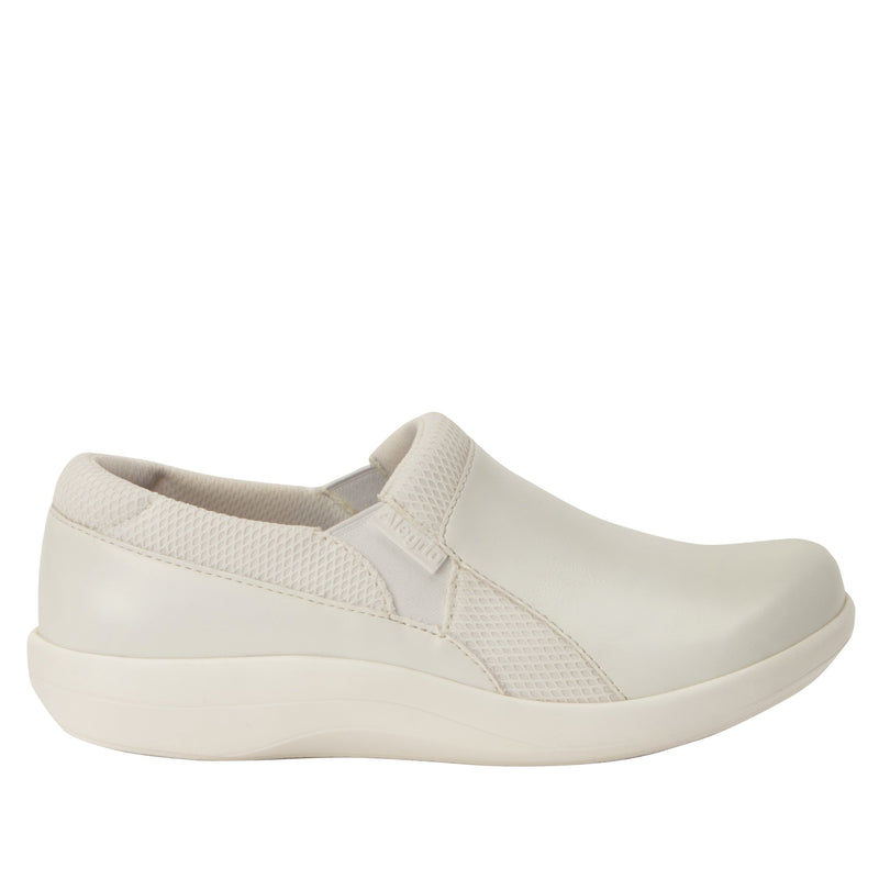 Duette True White Shoe | Alegria Shoes