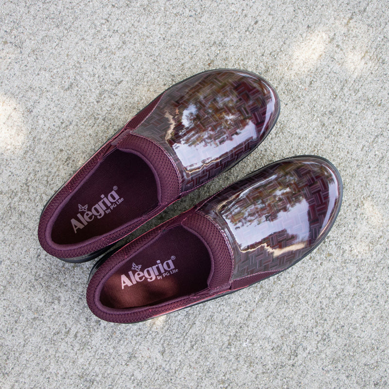 Duette Wine Block Shoe | Alegria Shoes