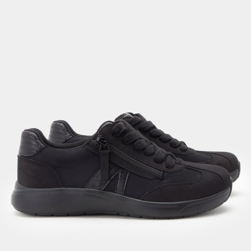 Eazeer Midnight Shoe
