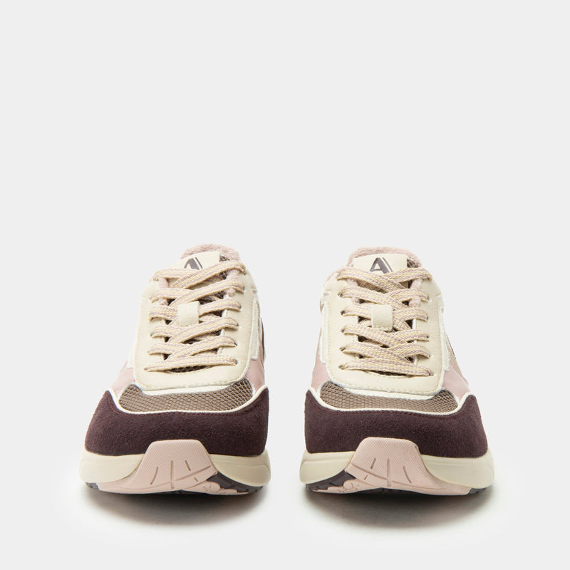 Embyr Chery Lacquer Shoe | Alegria Shoes