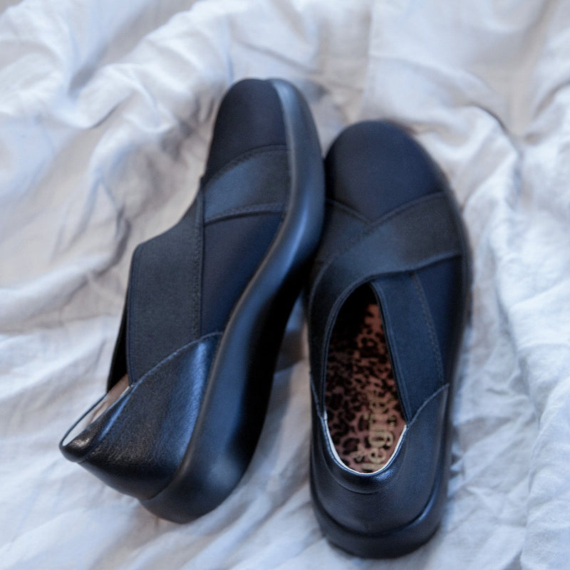 Evie Black Shoe | Alegria Shoes