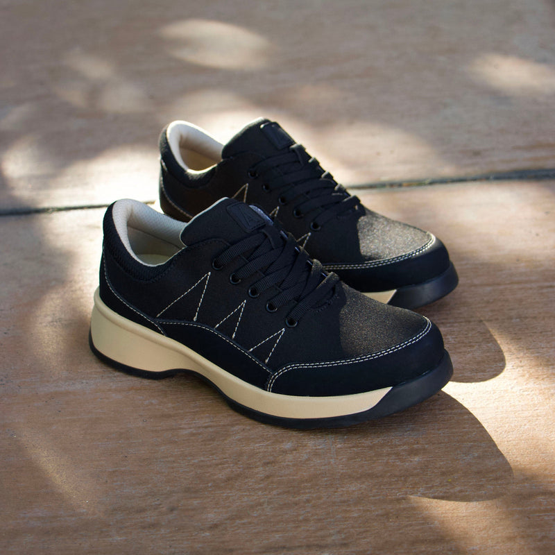 Florah Asphalt Shoe | Alegria Shoes