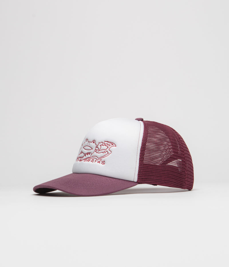 Frog Big Shoes Trucker Cap in Maroon