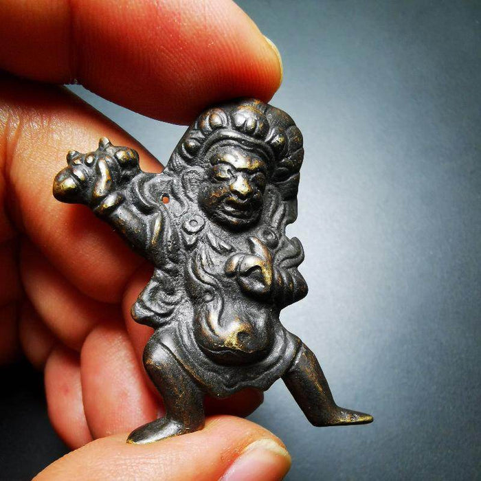 Gandhanra Acient Vajrapani Amulet,Tibetan Buddhism Statue,the Protector and Guid - Tibetan Buddhist amulet, size reference