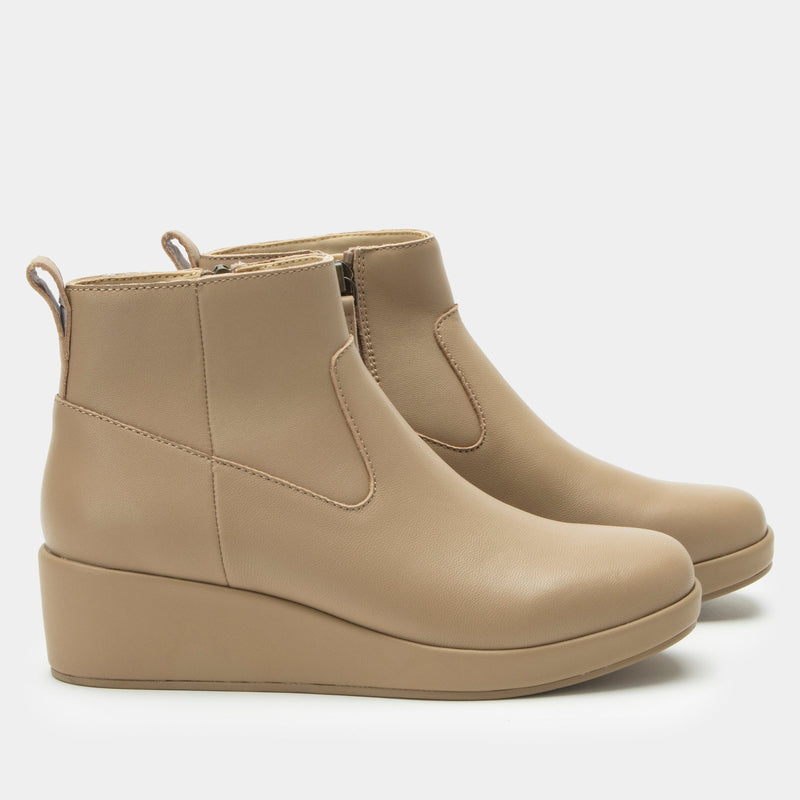 Hadi Beige Boot | Alegria Shoes