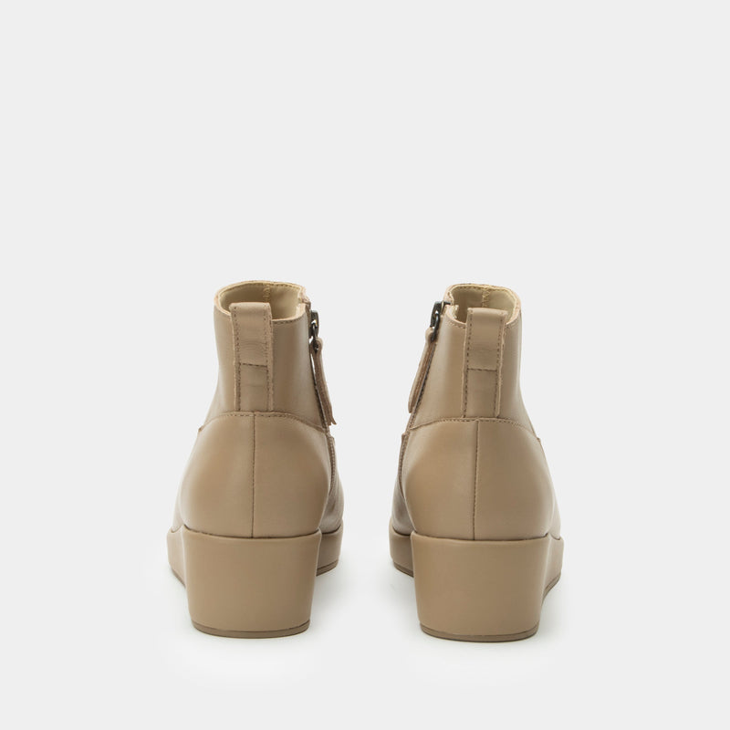 Hadi Beige Boot | Alegria Shoes