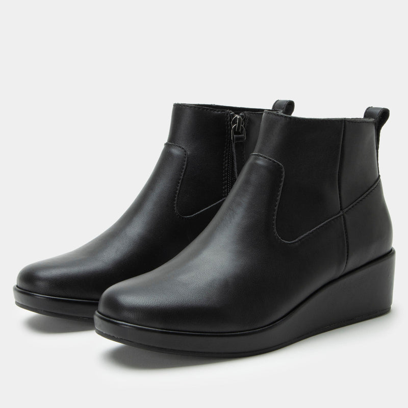 Hadi Black Boot | Alegria Shoes