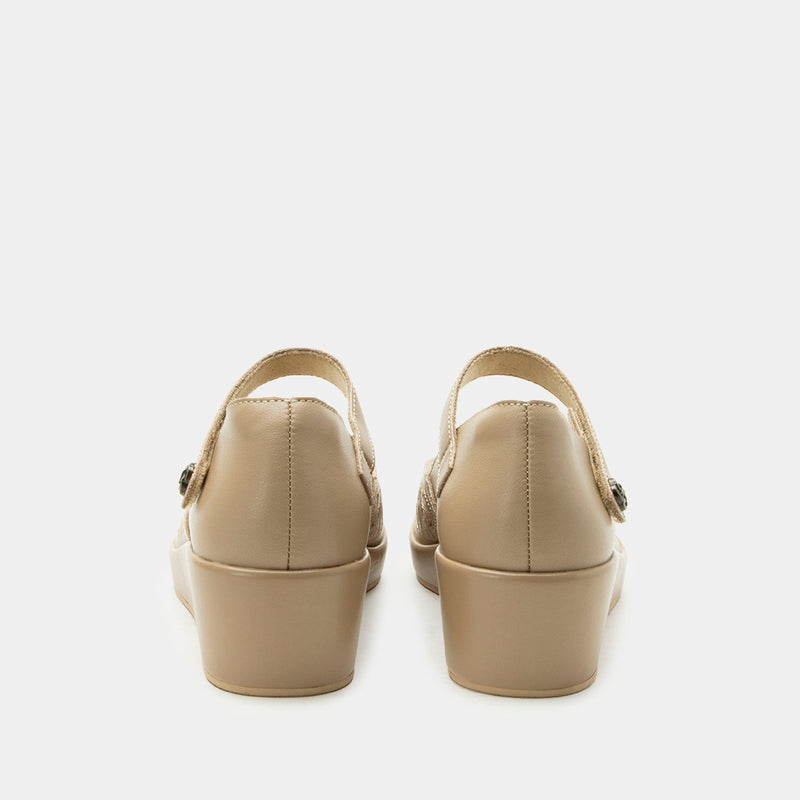 Hayes Beige Breeze Shoe | Alegria Shoes