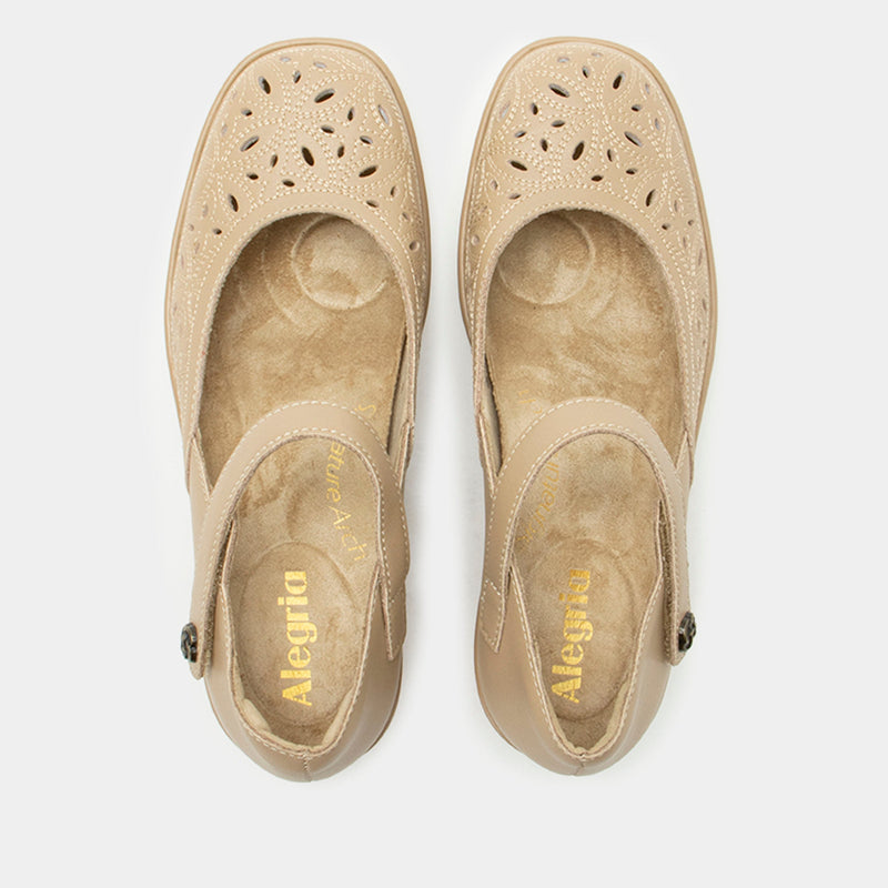 Hayes Beige Breeze Shoe | Alegria Shoes
