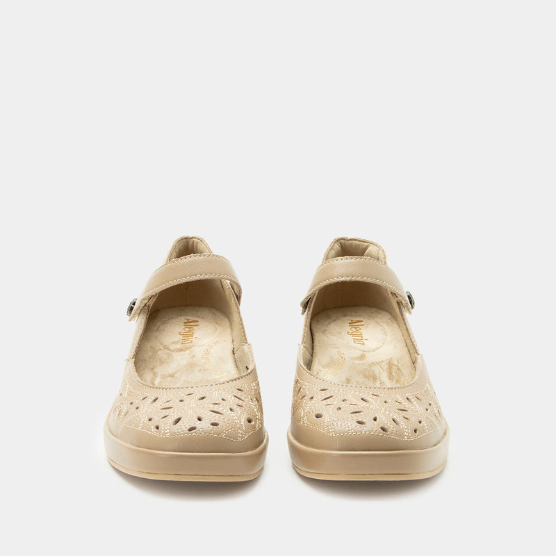 Hayes Beige Breeze Shoe | Alegria Shoes