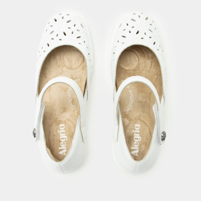 Hayes White Breeze Shoe | Alegria Shoes