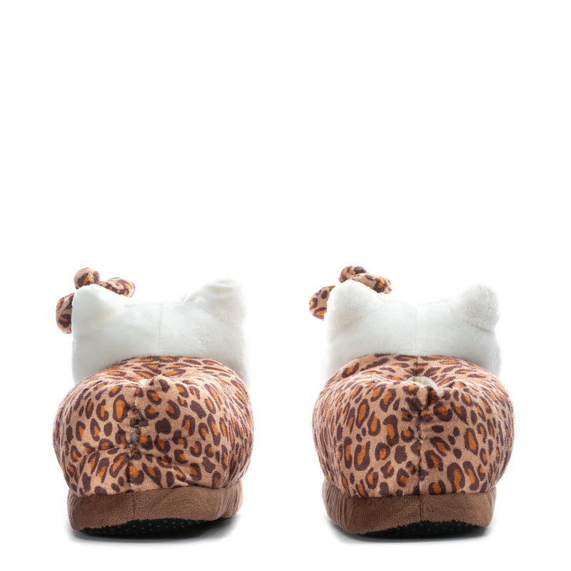 Kids plush slippers viewed from back: leopard print with white cat ear accents