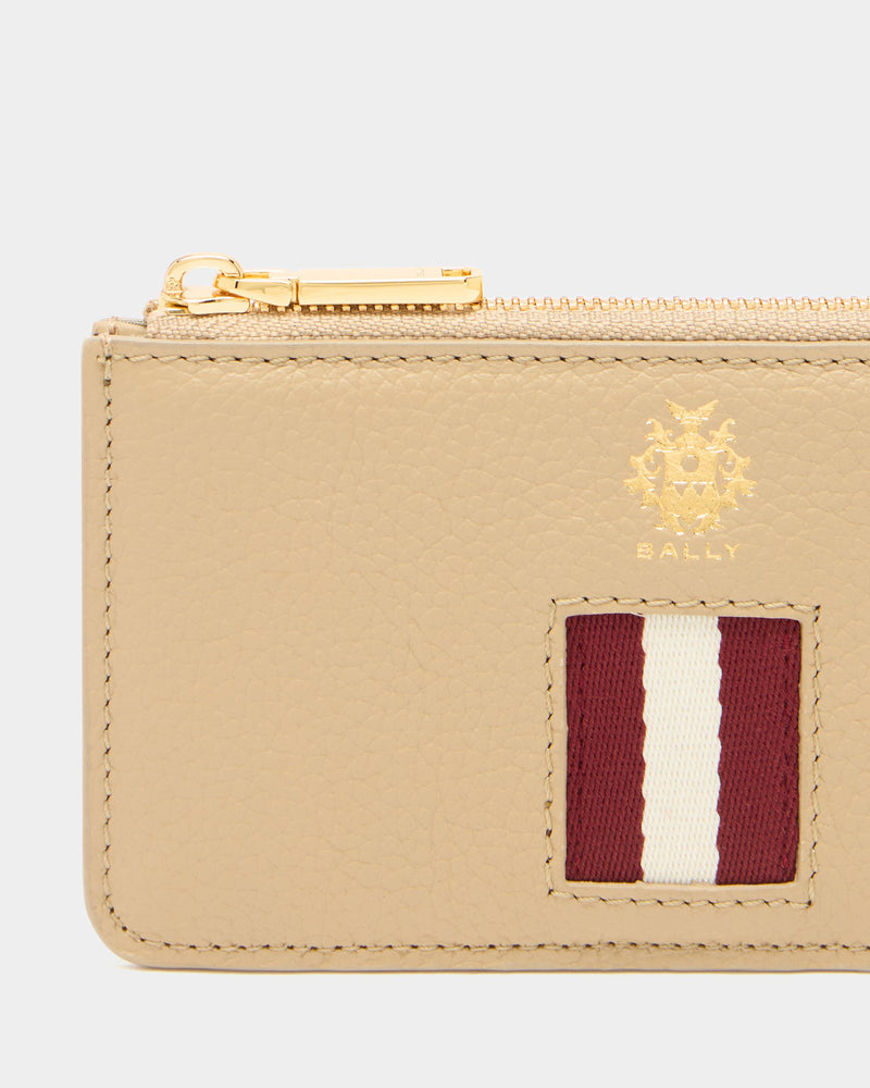 Hera Zipped Card Holder in Light Beige Grained Leather With a Bally Ribbon
