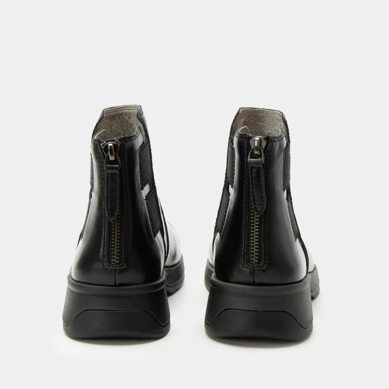 Jordyn Black Boot | Alegria Shoes