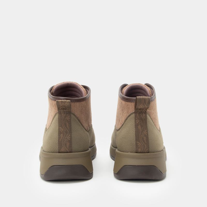 Junypur Nomad Boot
