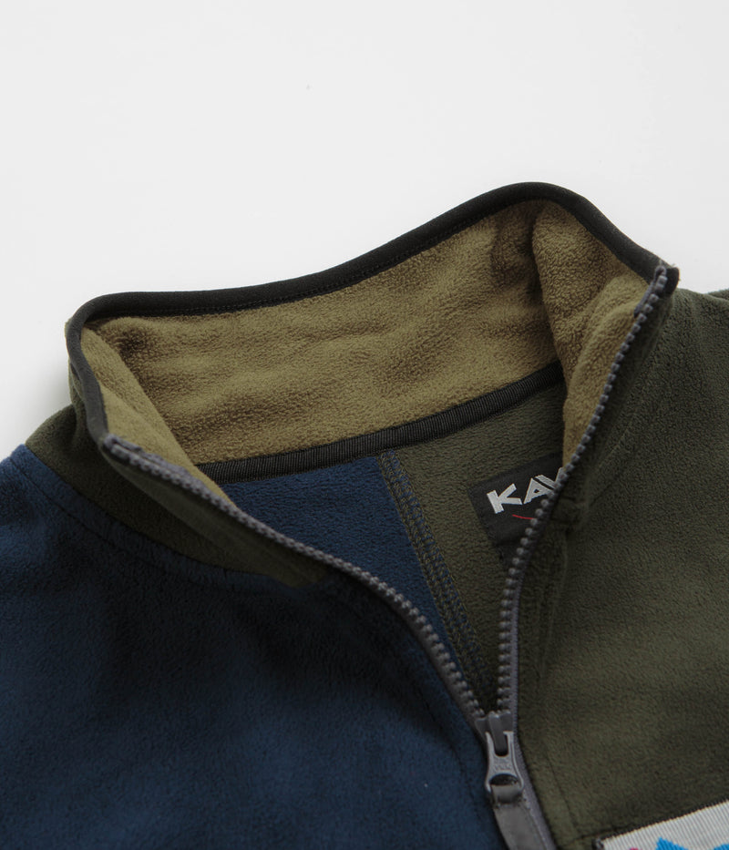 Kavu Winter Throwshirt Fleece in Navy Pine