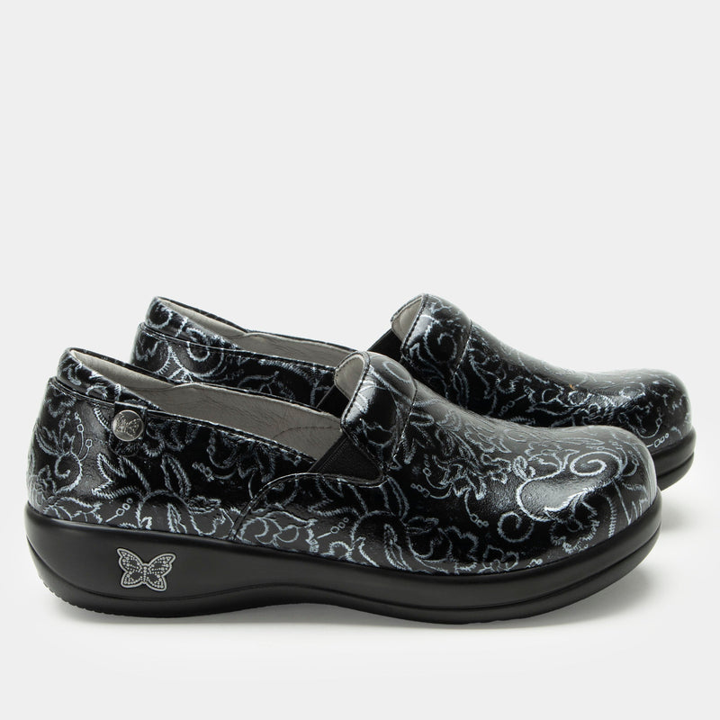 Keli Embroider Me Pewter Shoe | Alegria Shoes