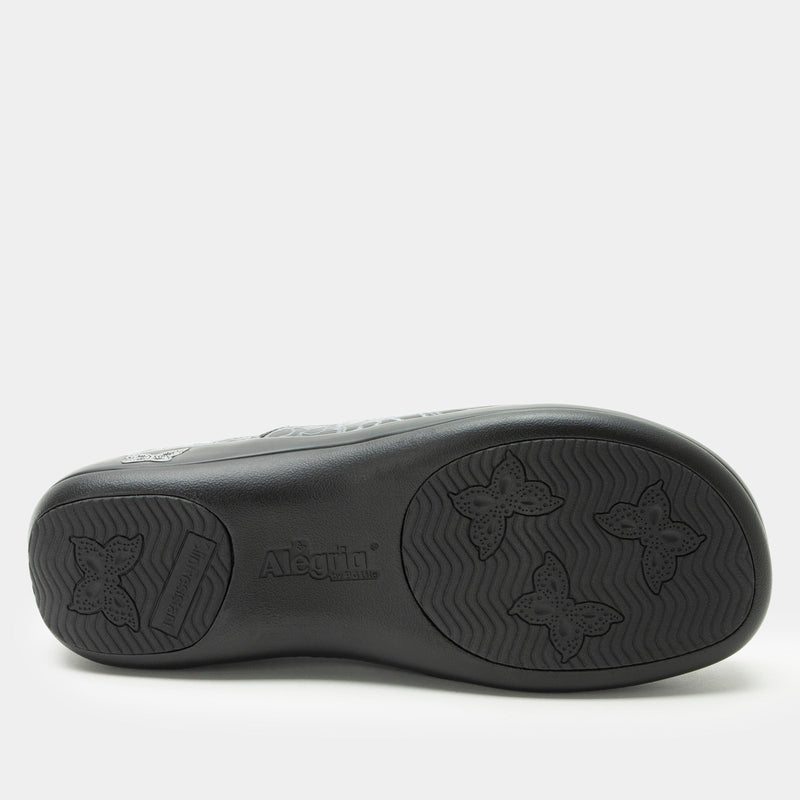 Keli Embroider Me Pewter Shoe | Alegria Shoes