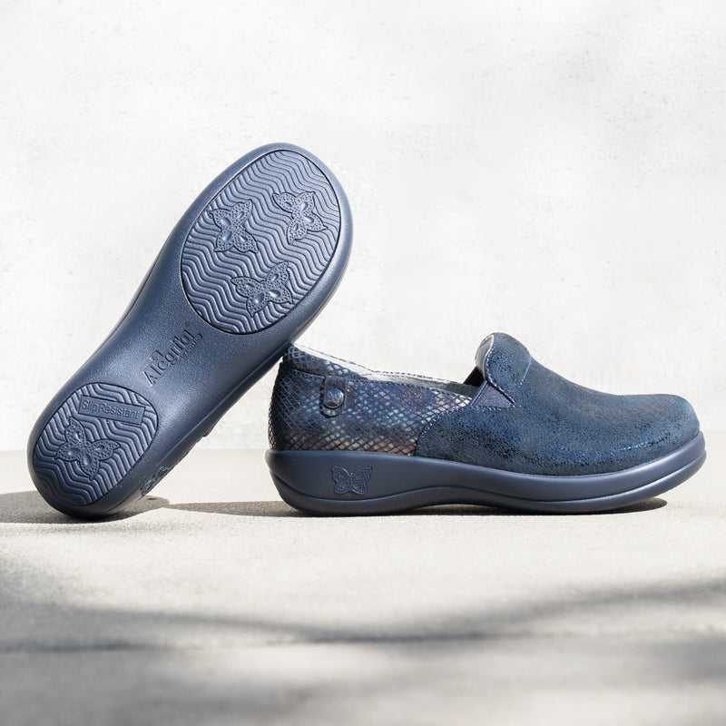 Keli Glimmer Navy Shoe